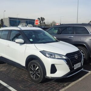 Nissan kicks 2.0